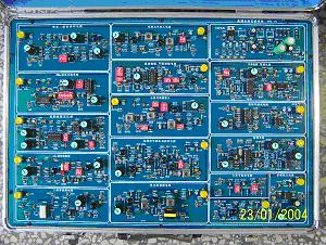 适用于信息与通信专业《高频电路》课程的实验教学