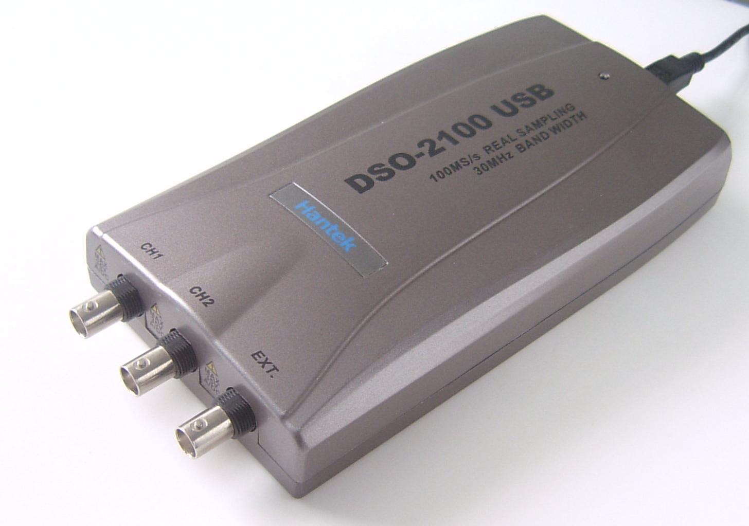 2.7GHz频率计。14bit的D/A 分辨率，USB接口，即插即用，免电源，体积小、重量轻，便于携带，自动校准零点
