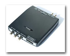 通电脑USB口即可产生任意波形信号,200 MSa/s采样率，12位垂直分辨率,25Mz 任意波输出。（正弦波可输出高达75 Mz）

